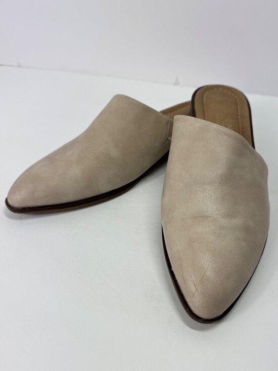 Catherine Malandrino Shoes - Catherine Malandrino Danielle Mules Size 8 Beige Flats Almond Toe Slip On